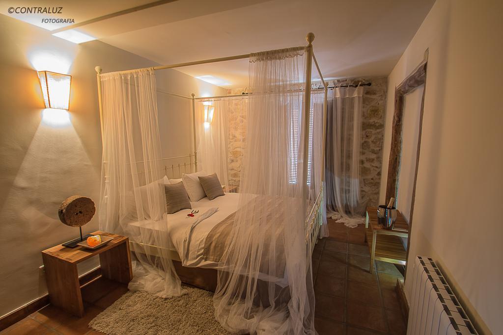 La Posada De Lola El Molar Room photo